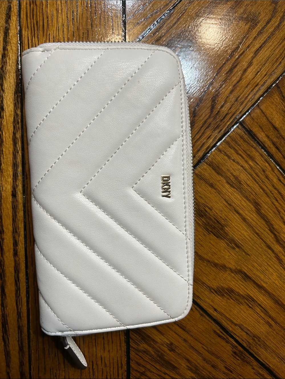 DKNY Quilted Zip Wallet - White